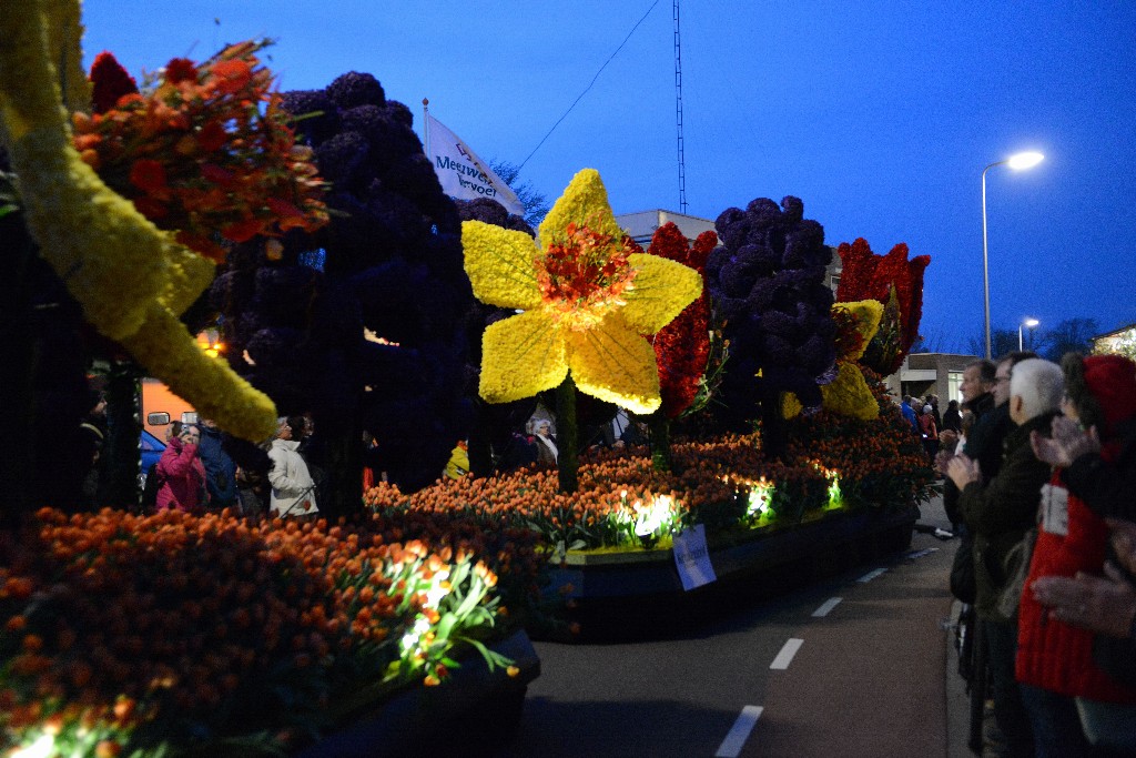 ../Images/Bloemencorso 2015 149.jpg